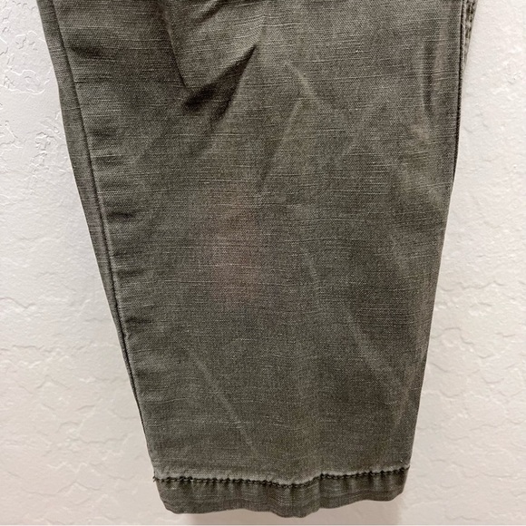 Anthropologie Embroidered Wanderer Utility
Pants Size 26 - Picture 10 of 10